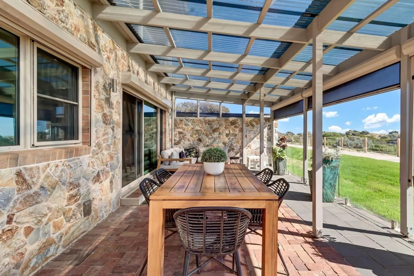 Beachfront At Sandpiper - A Spacious Coastal Escape Adelaide