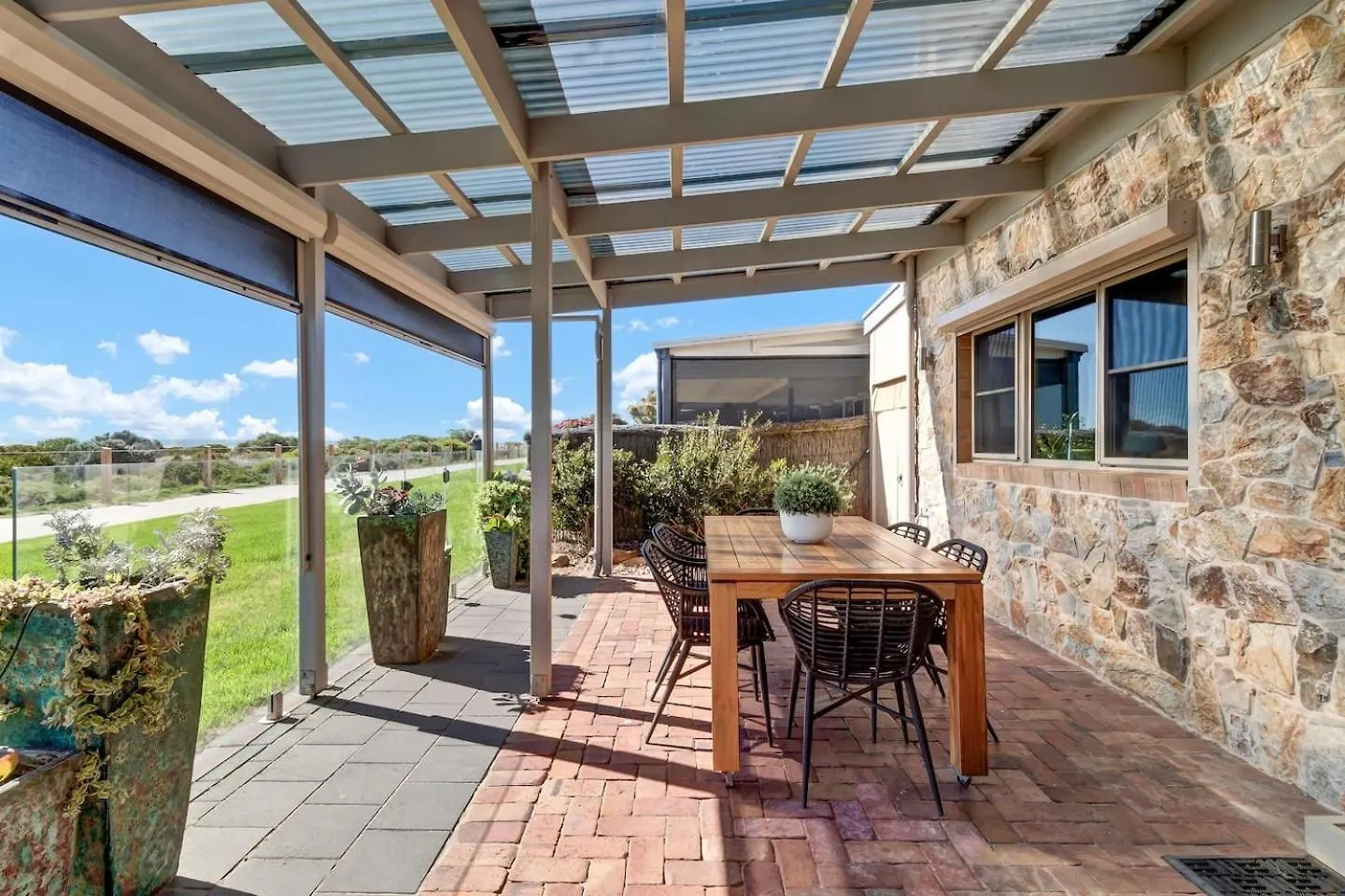 Beachfront At Sandpiper - A Spacious Coastal Escape Adelaide